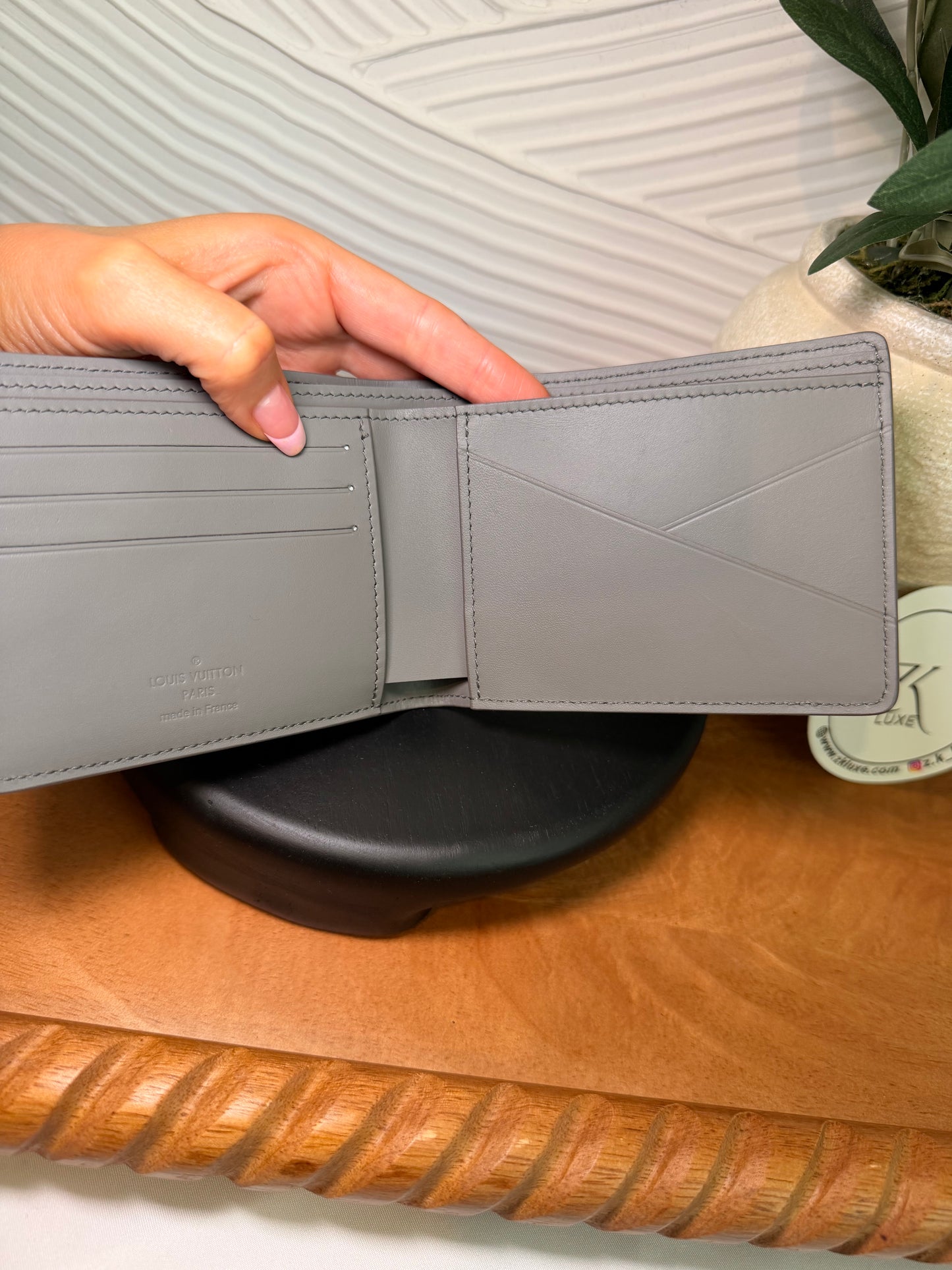 Louis Vuitton Grey Aerogram Multiple Wallet