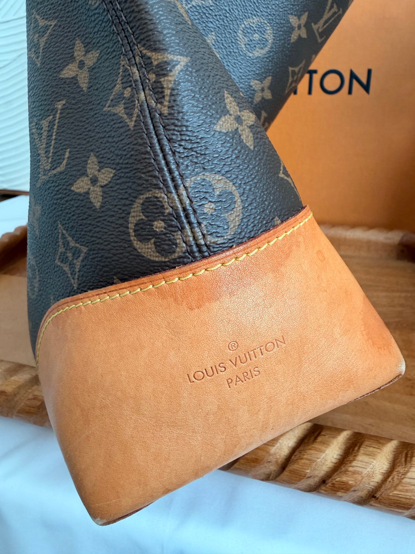 Louis Vuitton Berri Pm Shoulder Bag