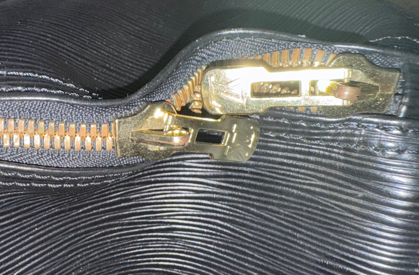 Louis Vuitton Keepall 50 Noir