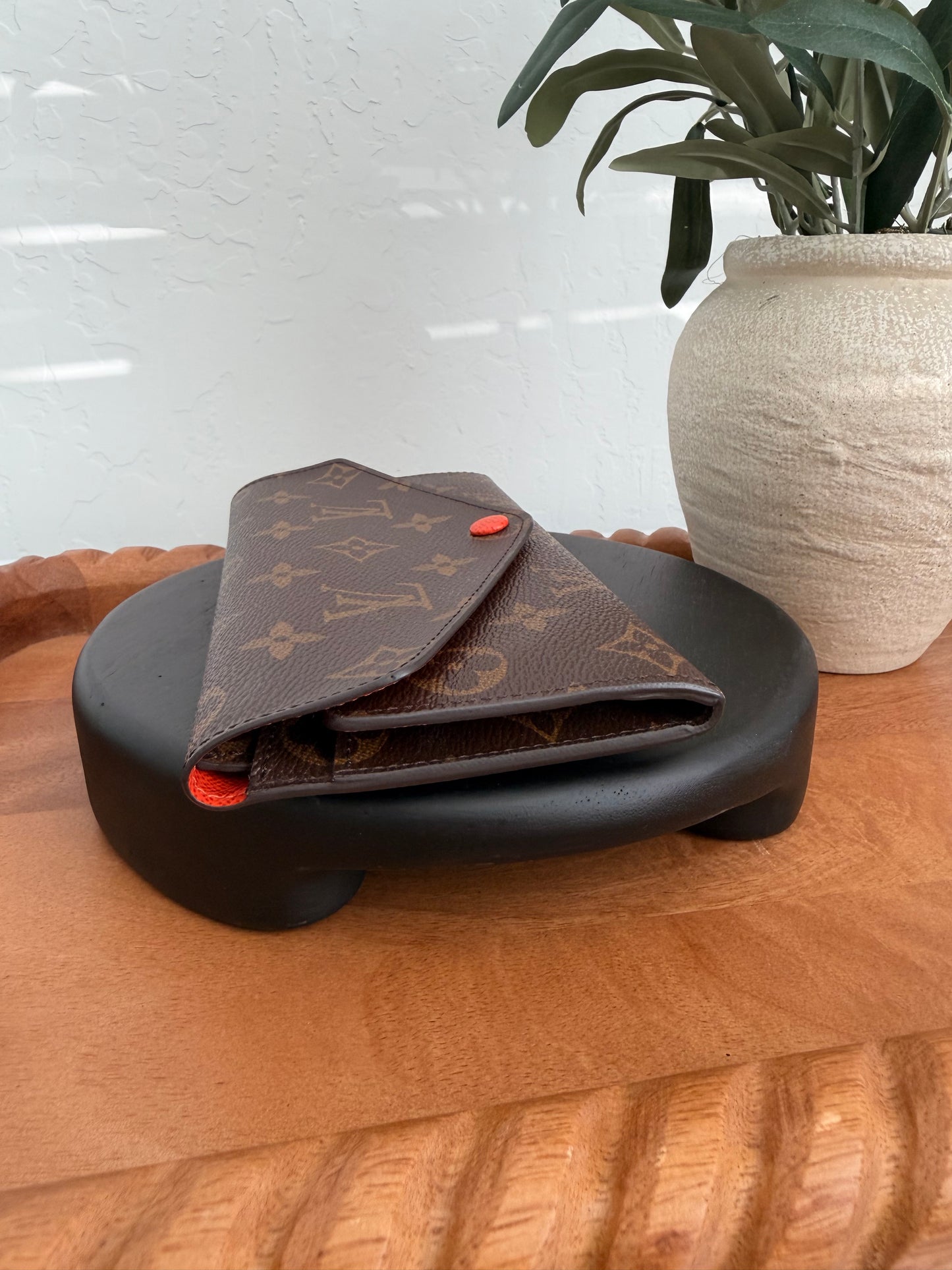 Louis Vuitton Monogram Josephine Wallet Poppy