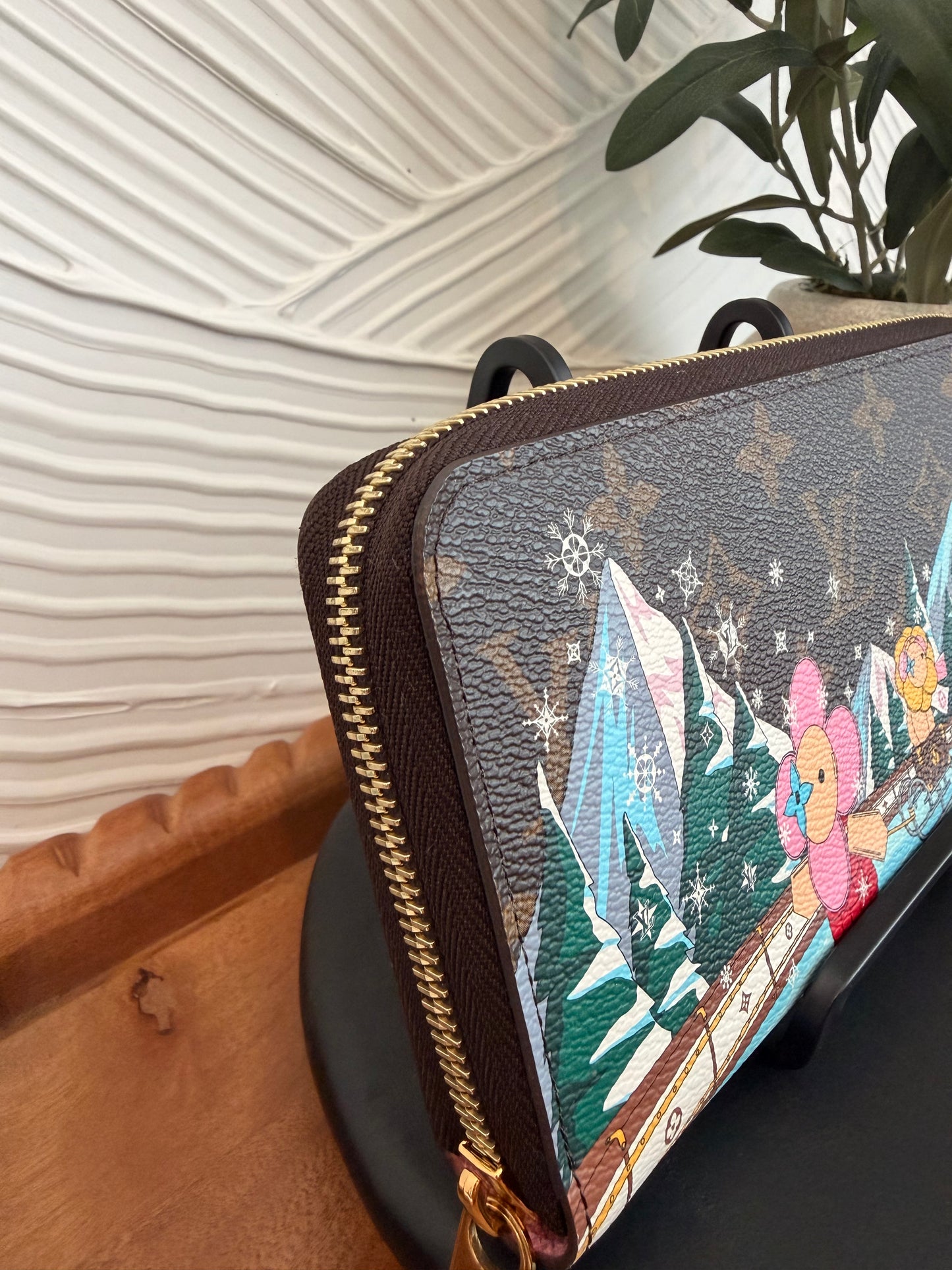 Louis Vuitton Limited Edition Vivienne Xmas Monogram Canvas Zippy Wallet
