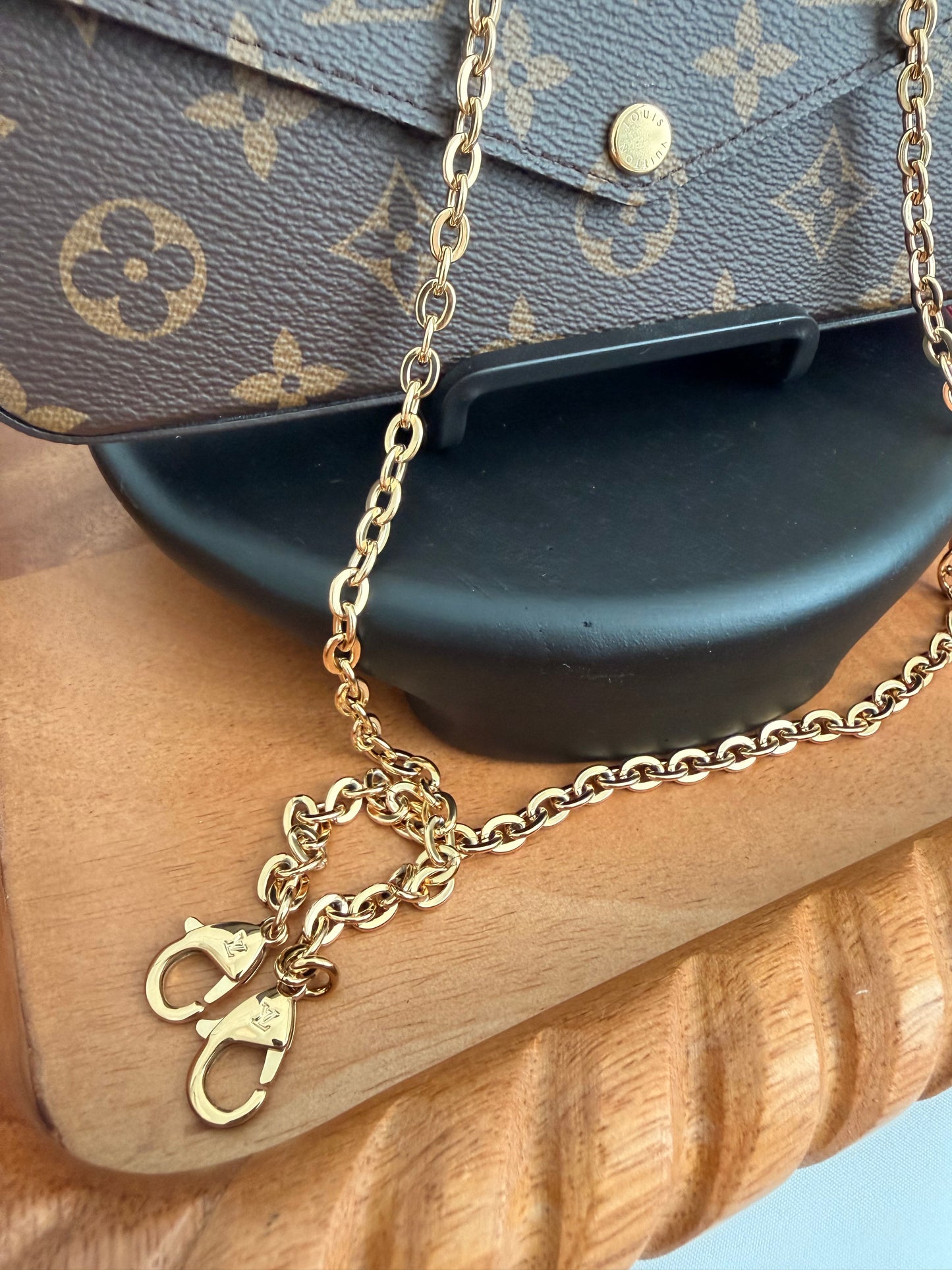 Louis Vuitton Monogram Pochette Felicie
