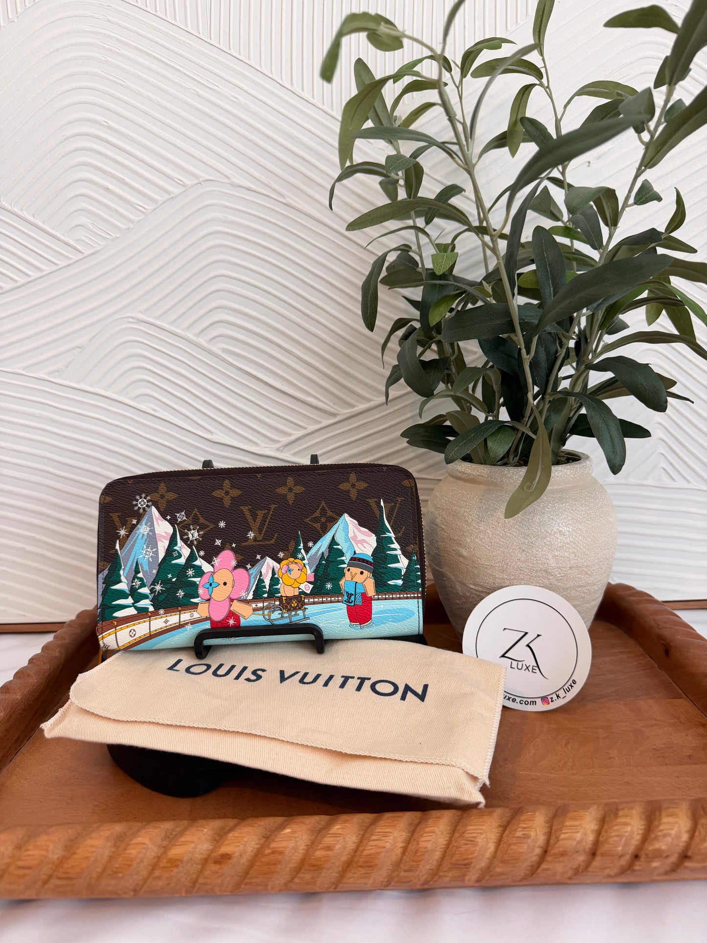 Louis Vuitton Limited Edition Vivienne Xmas Monogram Canvas Zippy Wallet