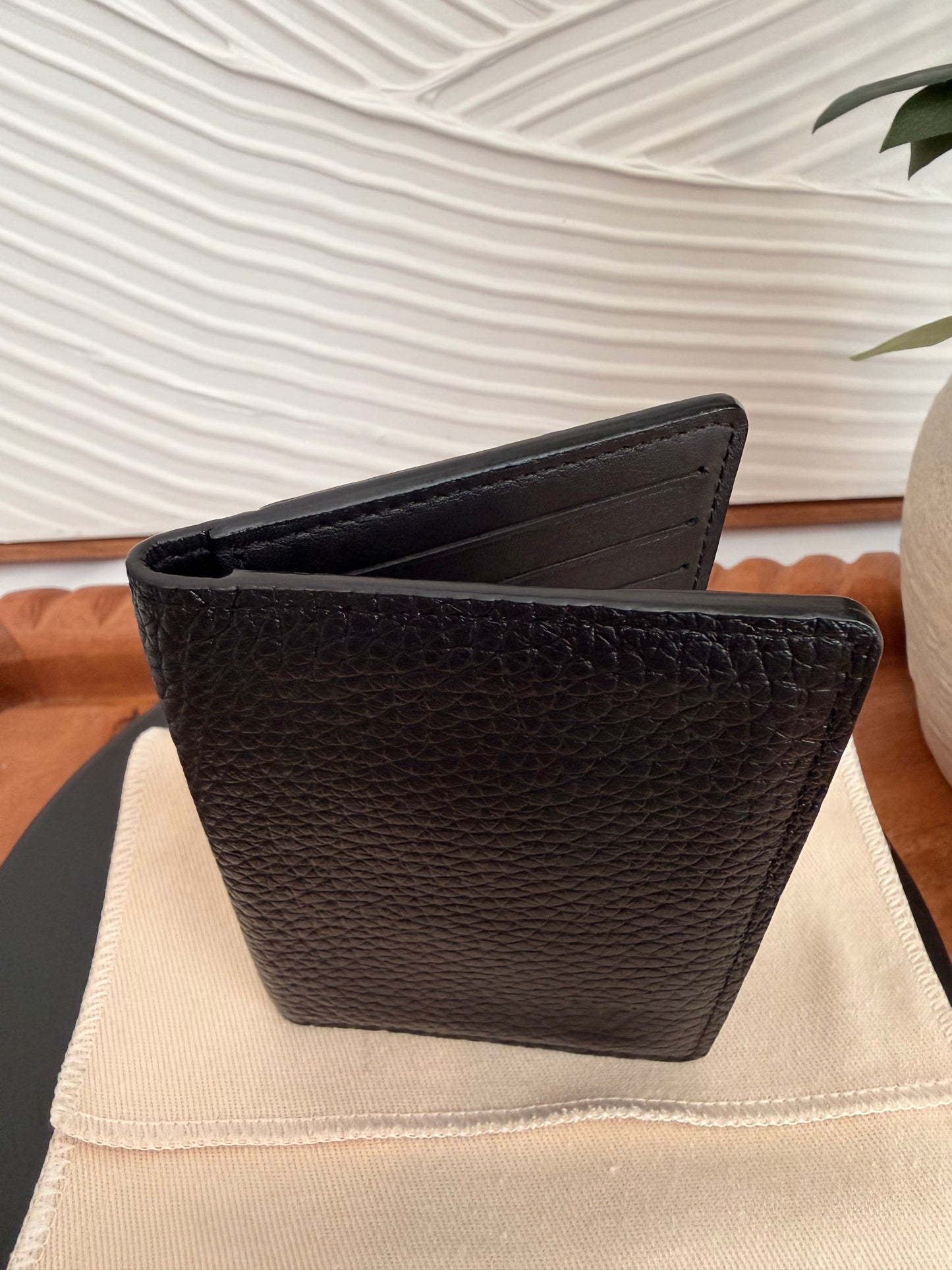 Louis Vuitton Pocket Organizer in Black Taurillon Leather