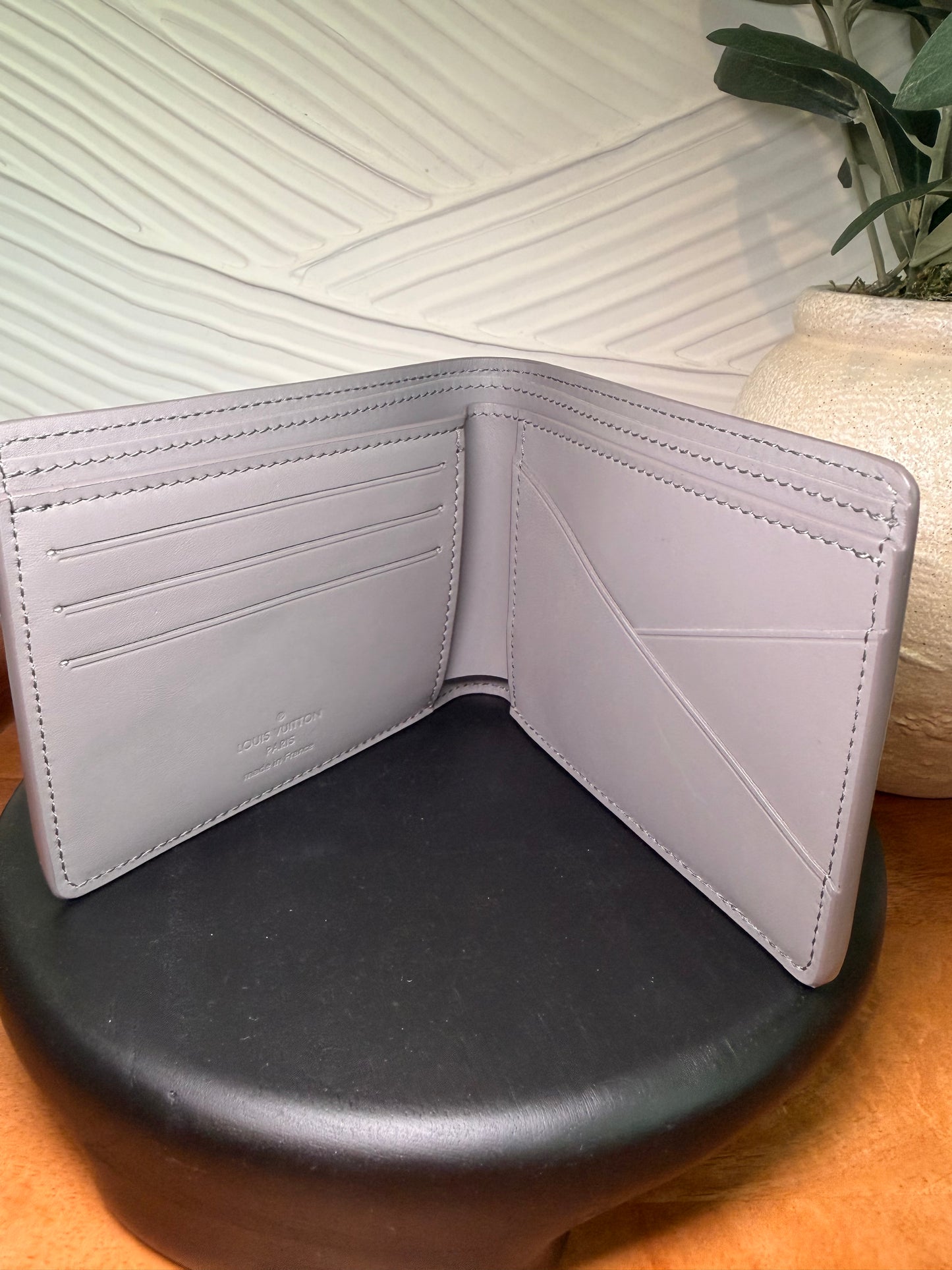 Louis Vuitton Grey Aerogram Multiple Wallet