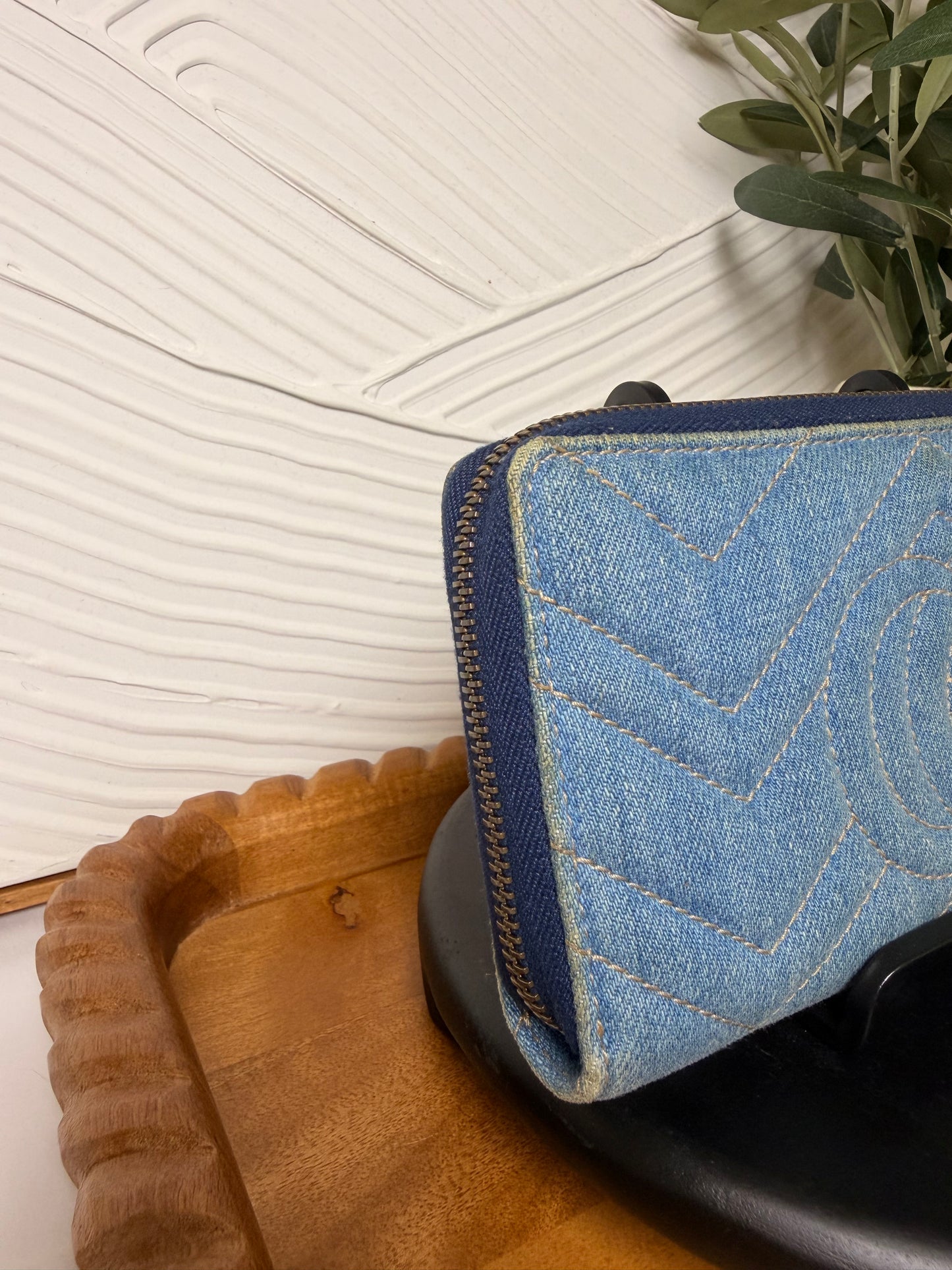 Gucci GG Marmont Denim pearl wallet