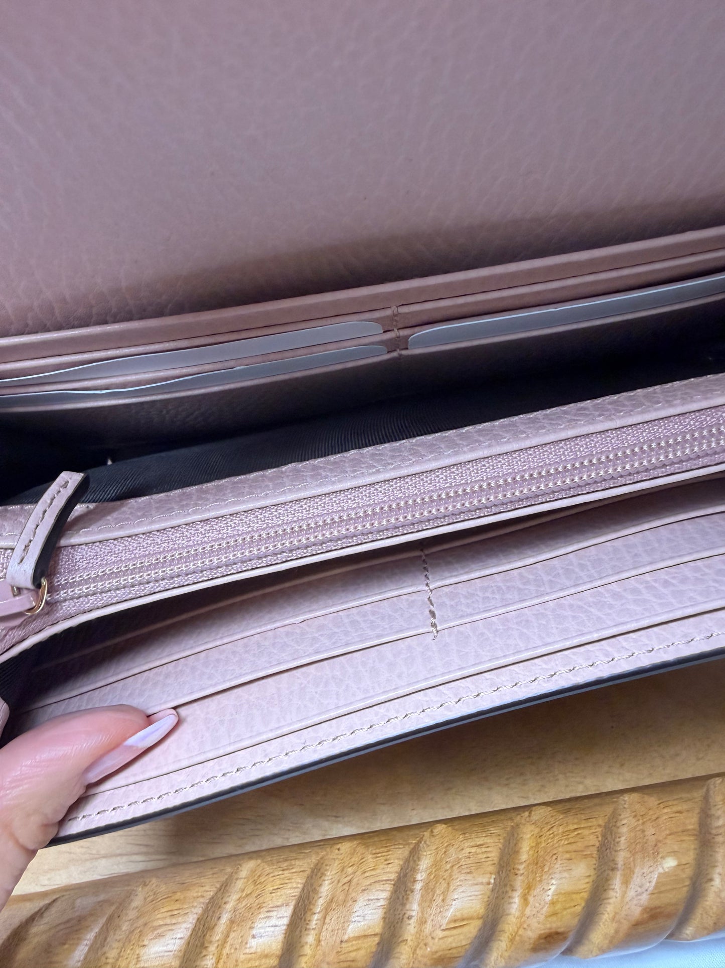 Cartera continental Gucci GG Marmont