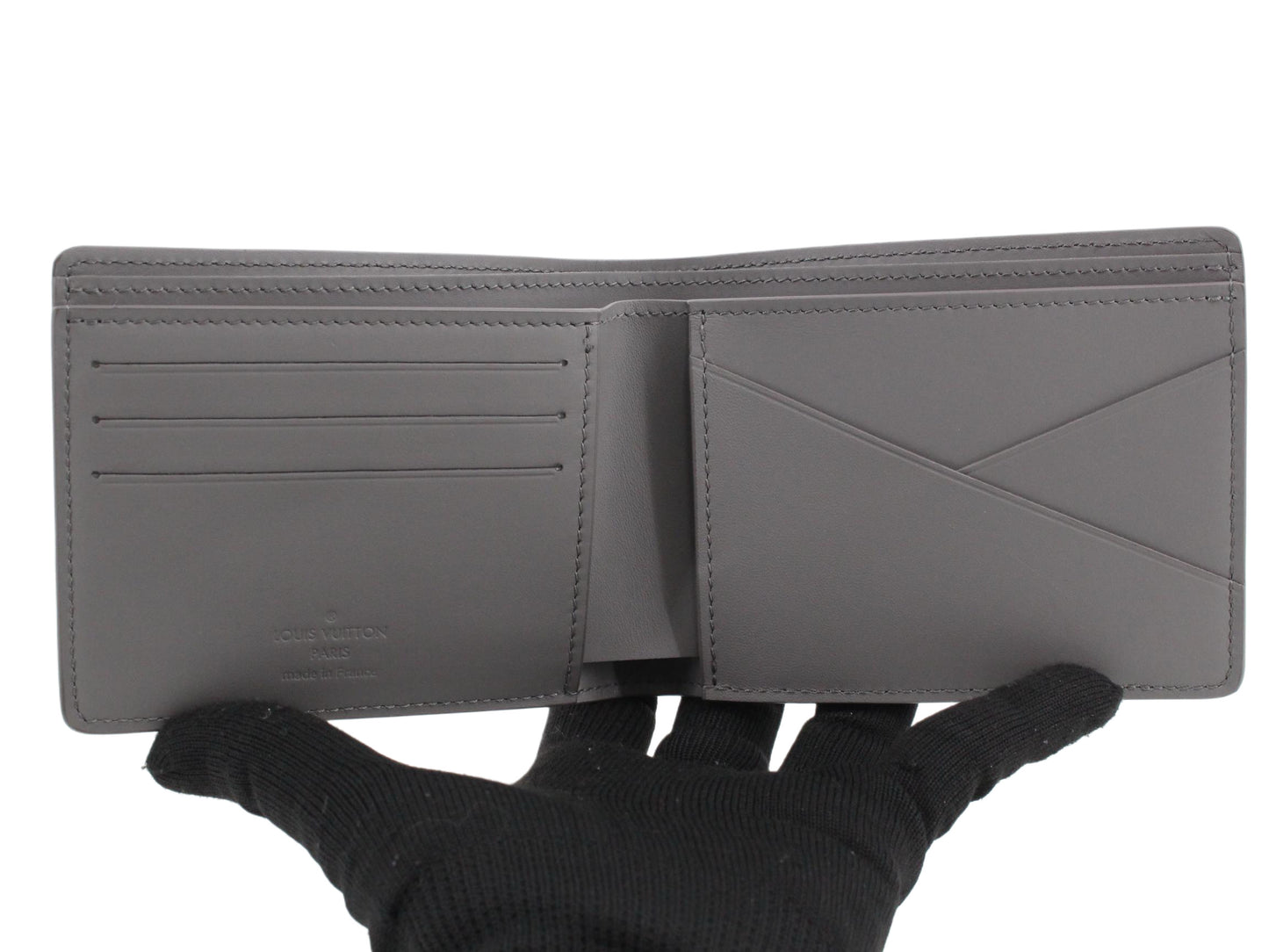 Louis Vuitton Grey Aerogram Multiple Wallet