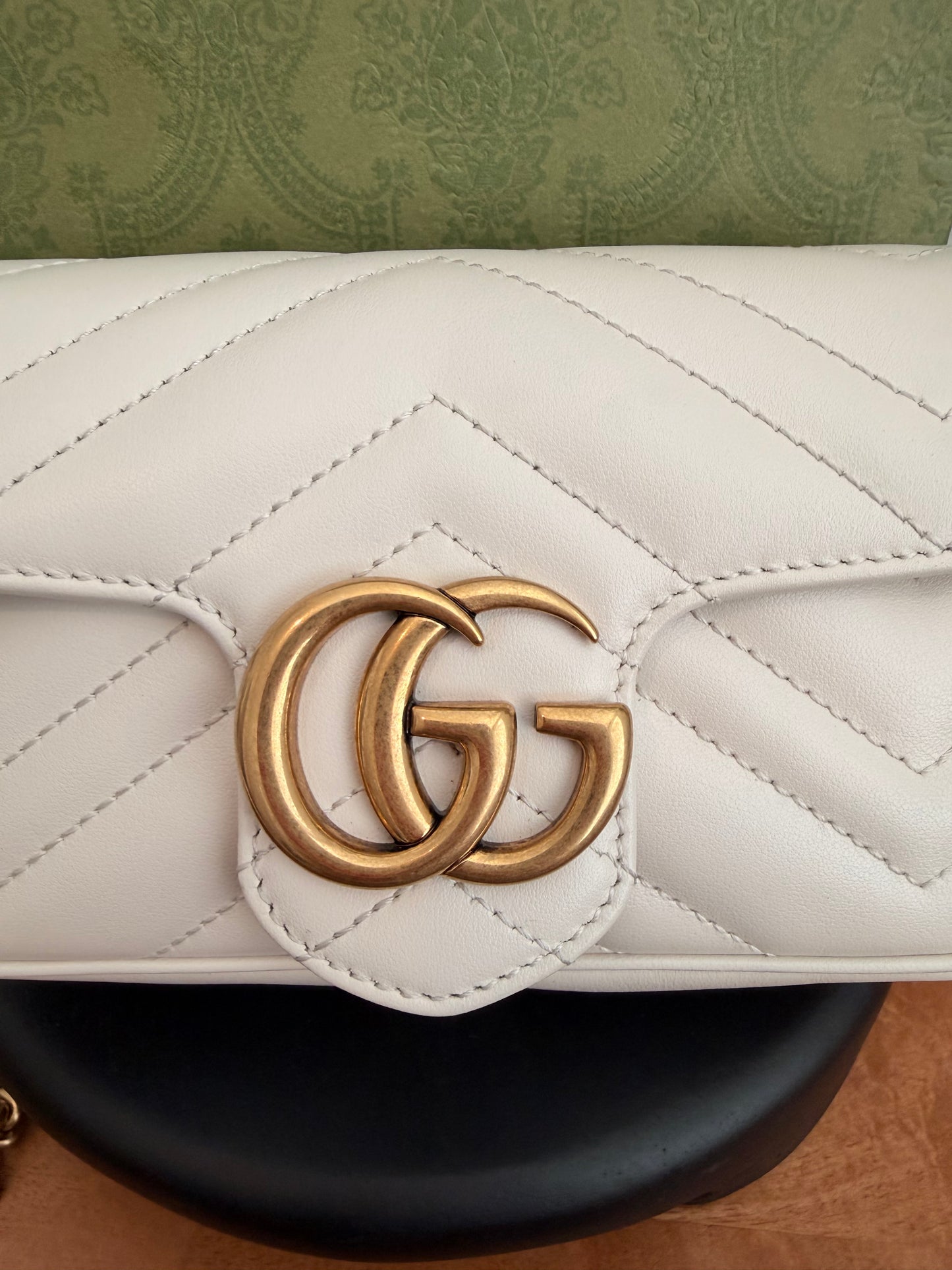 Gucci GG Matelasse Super Mini Bag