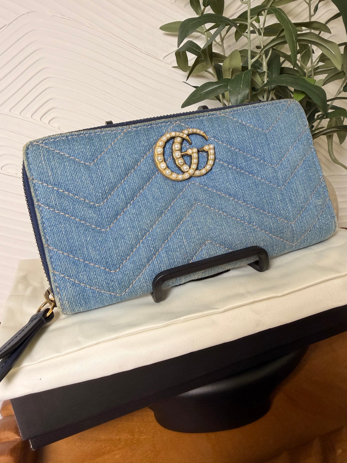 Gucci GG Marmont Denim pearl wallet