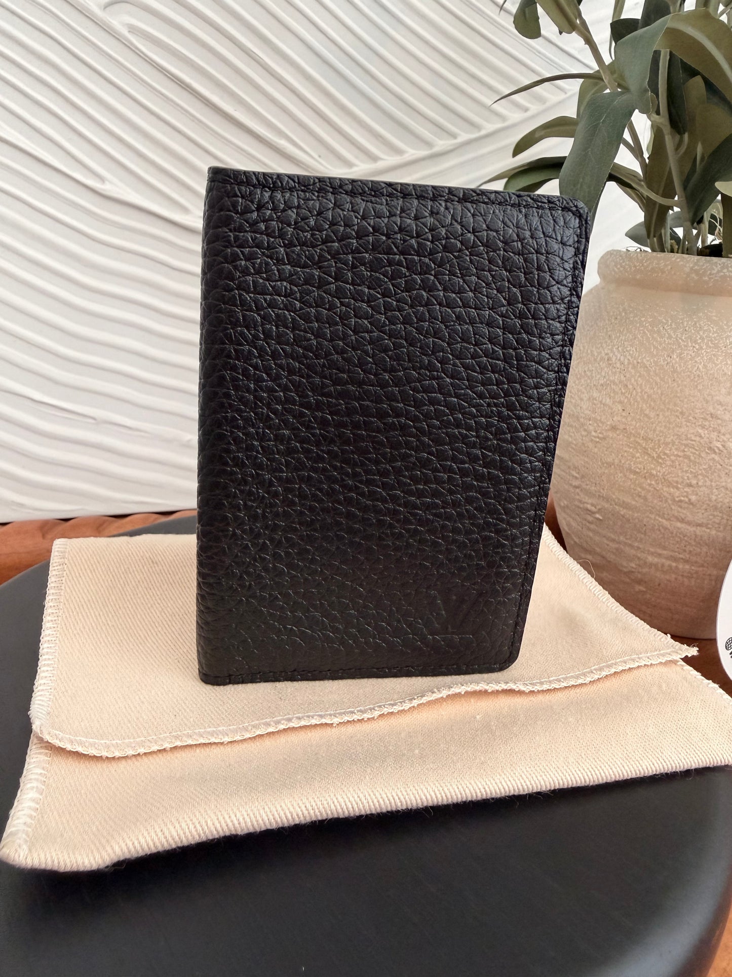 Louis Vuitton Pocket Organizer in Black Taurillon Leather