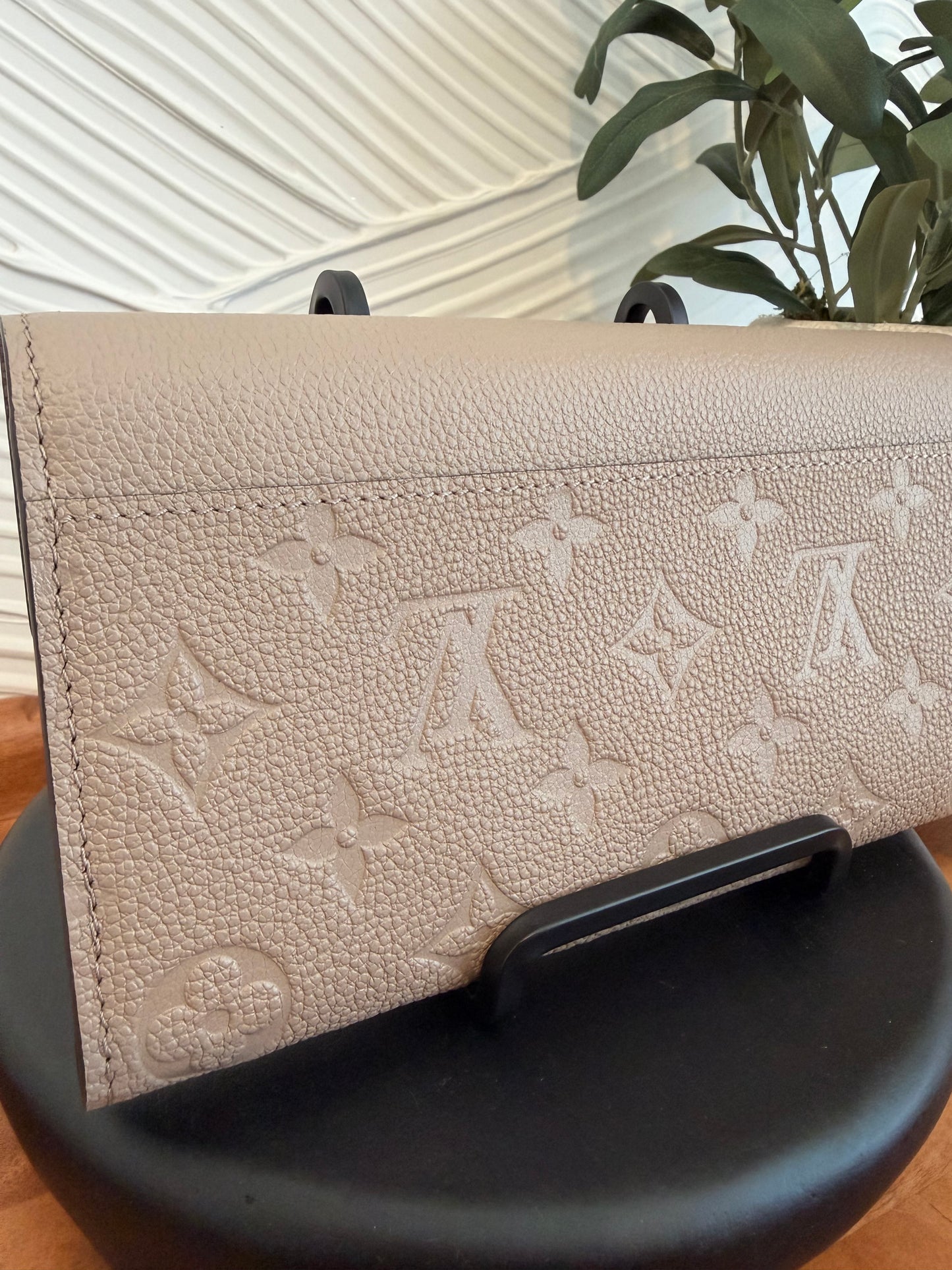 Louis Vuitton Empriente Sarah Wallet
