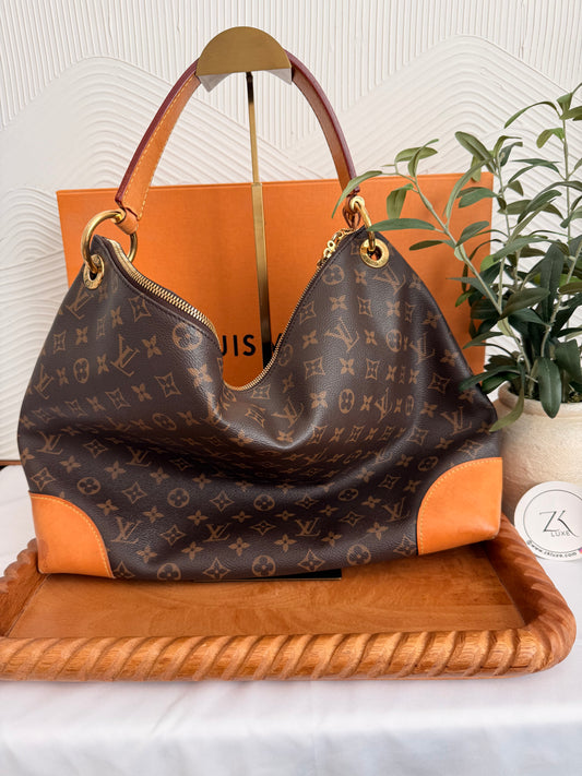 Louis Vuitton Berri Pm Shoulder Bag