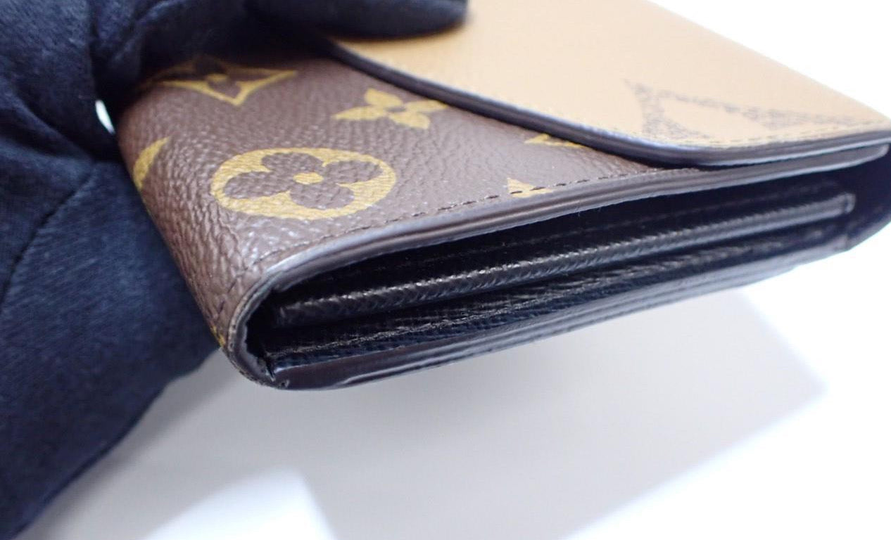 Louis Vuitton  Reverse Monogram Giant Sarah Wallet