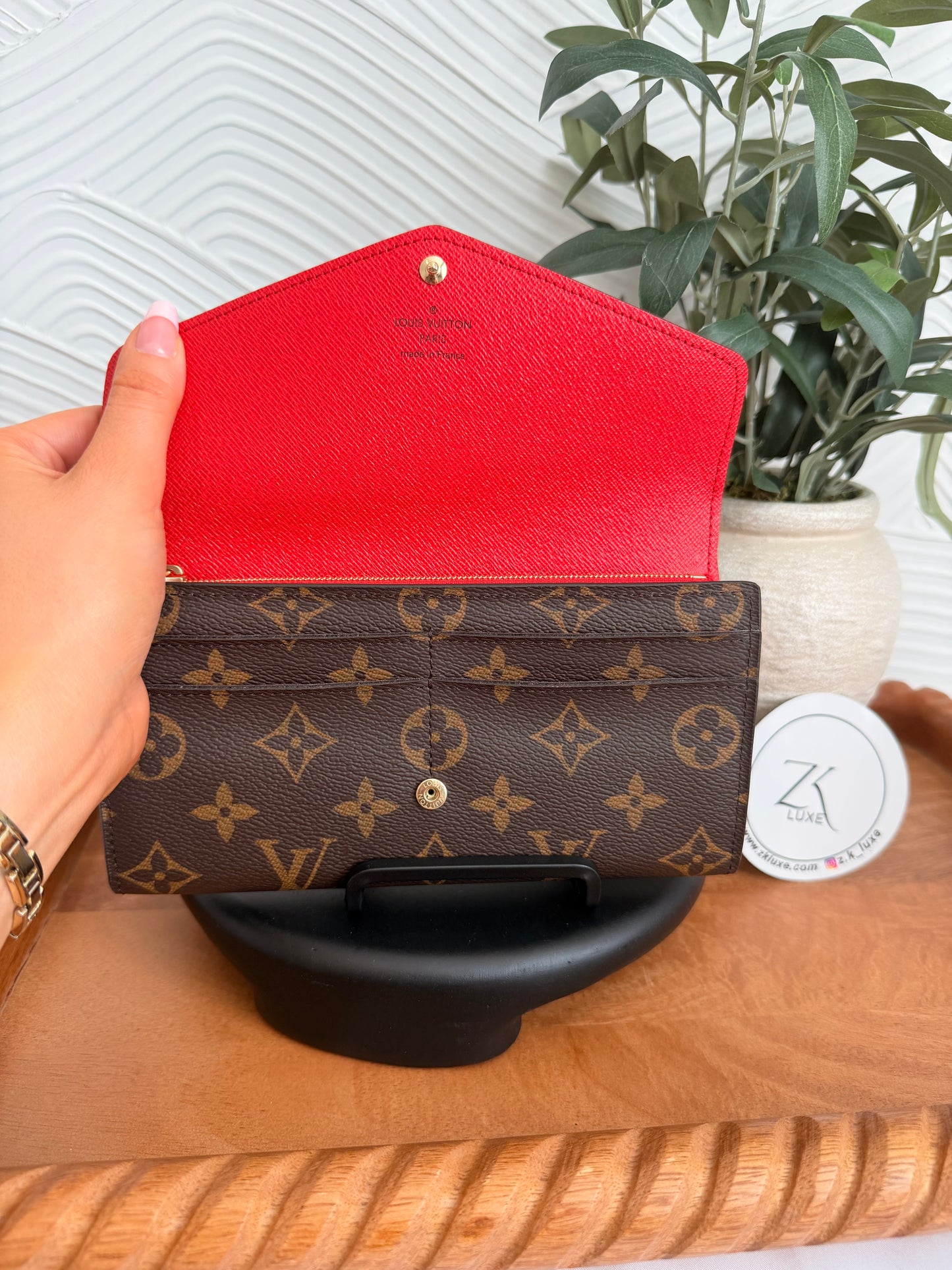 Louis Vuitton Monogram Sarah Wallet