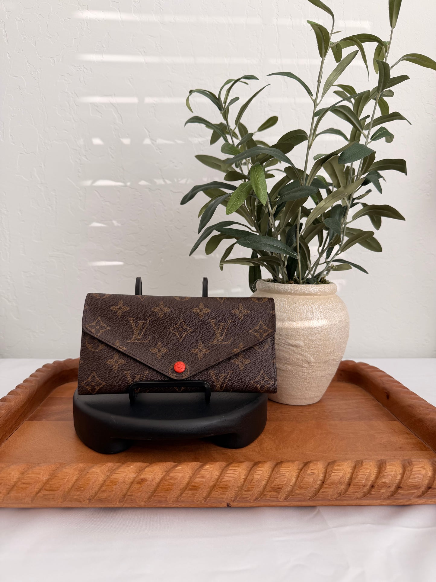 Louis Vuitton Monogram Josephine Wallet Poppy