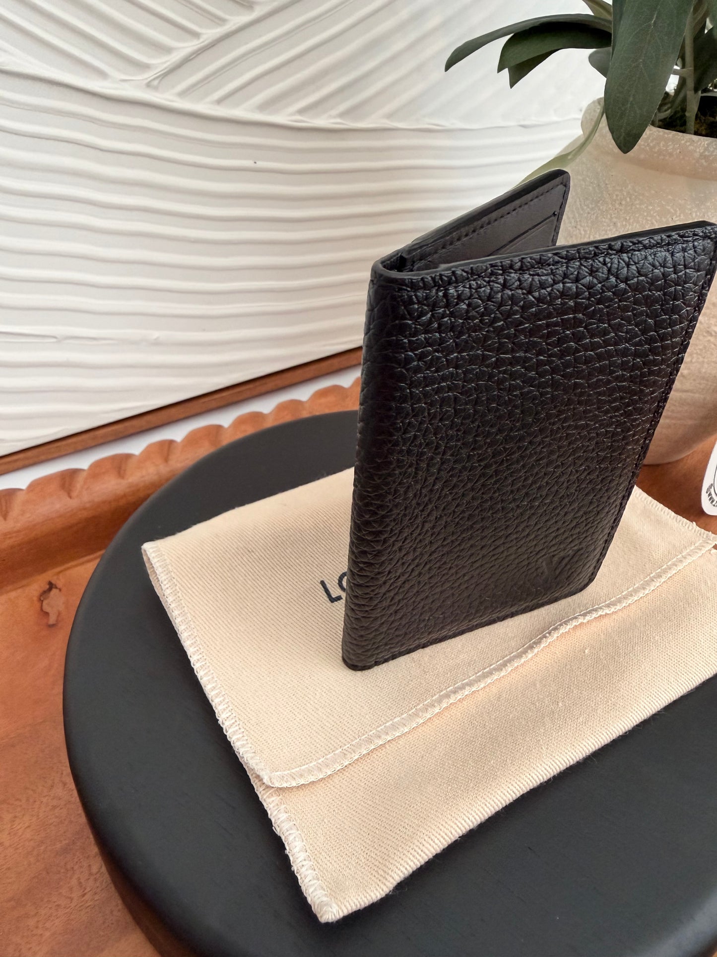Louis Vuitton Pocket Organizer in Black Taurillon Leather