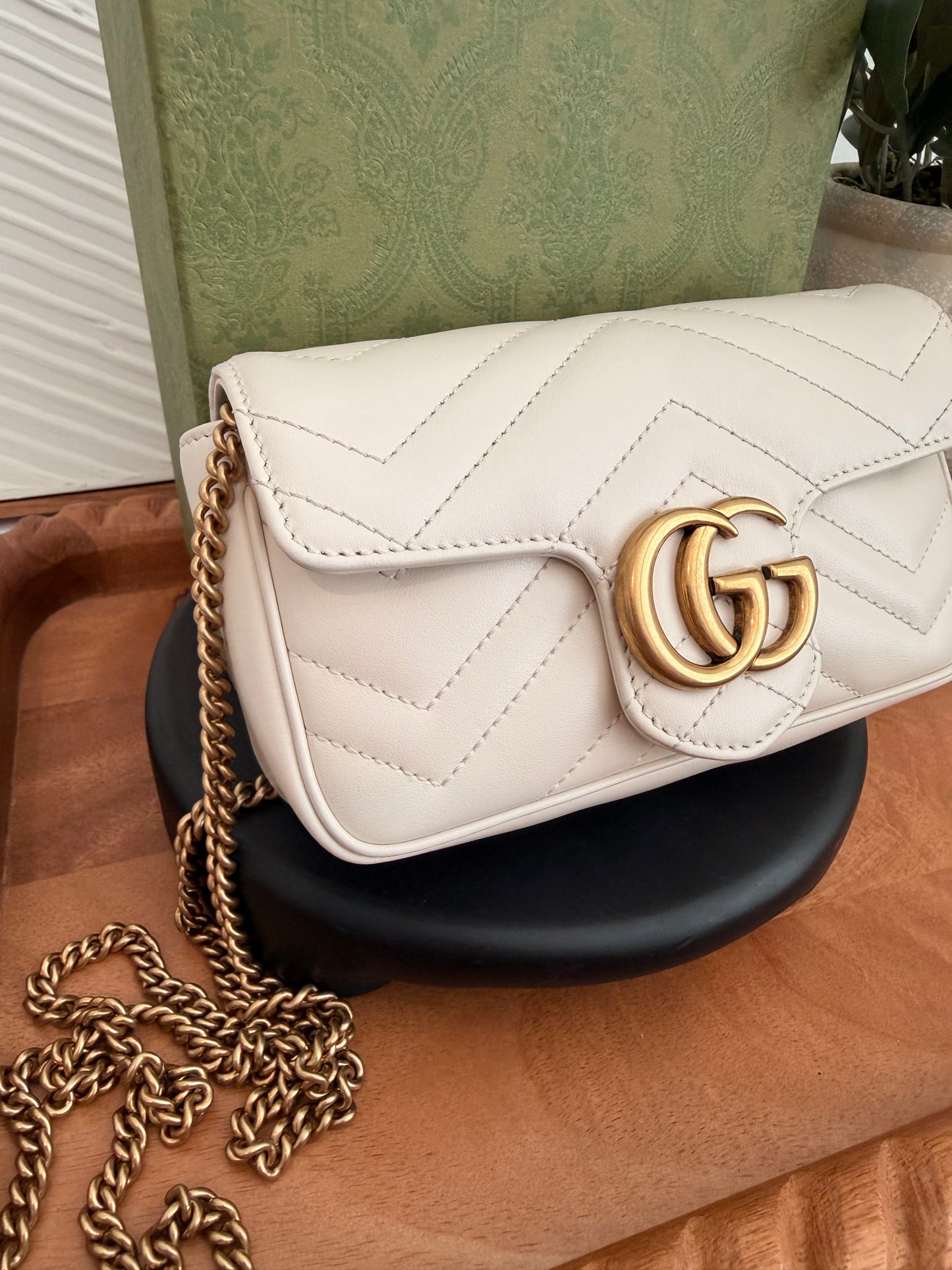 Gucci GG Matelasse Super Mini Bag