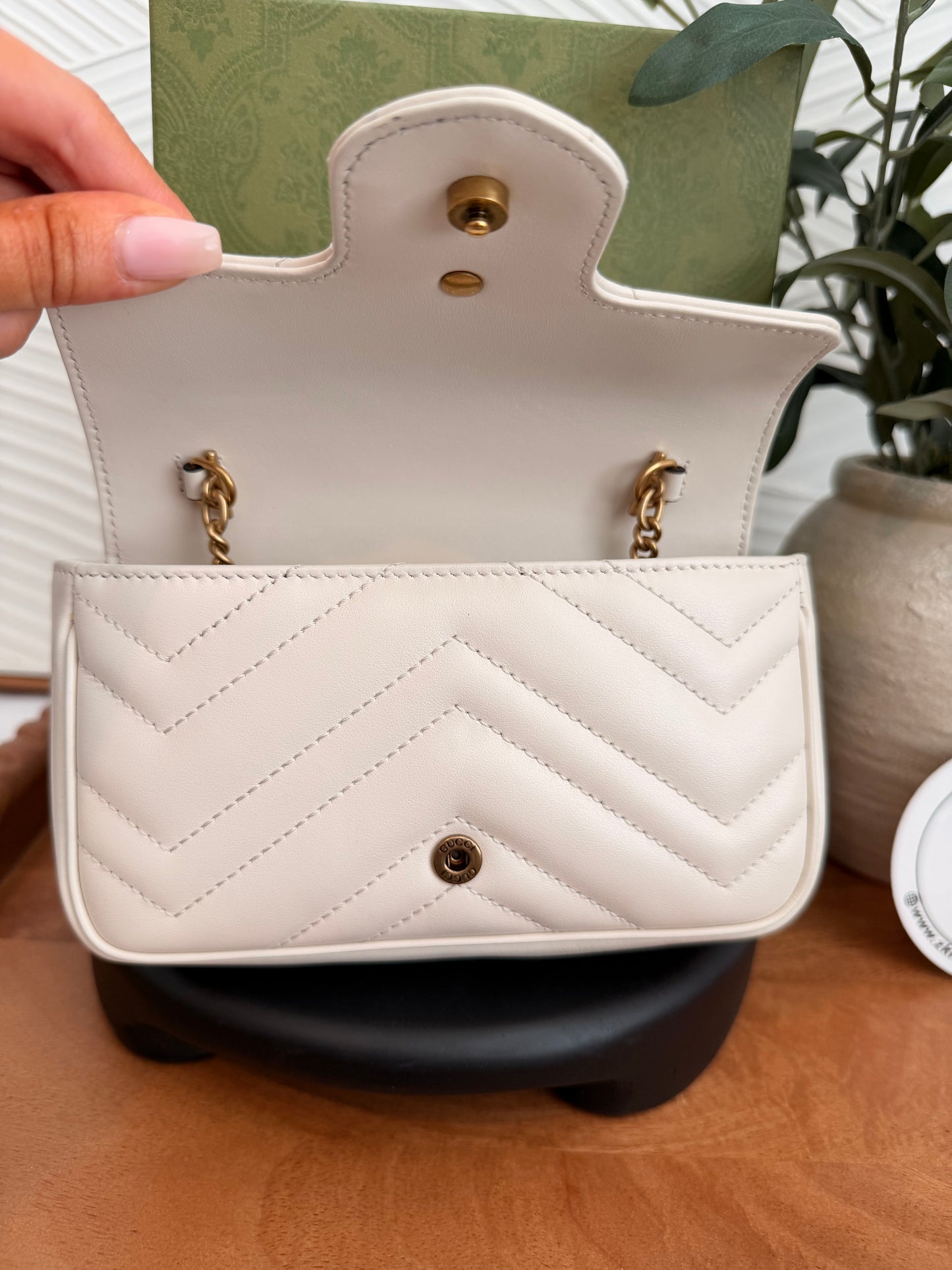Gucci GG Matelasse Super Mini Bag